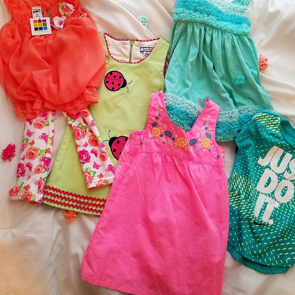 Lot of  youth 2 T clothes